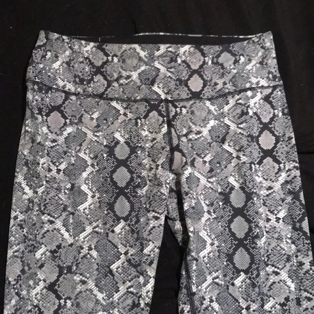 snakeskin leggings victoria’s secret